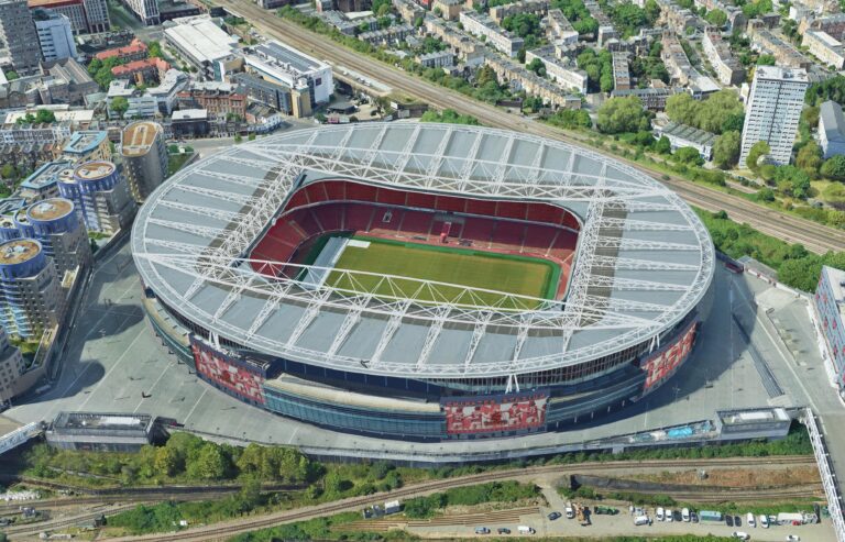 18 Emirates Stadium - Google Earth