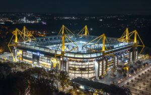 signal iduna park aerial night ucl (2)