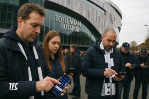 Spans use the Spurs App on their phones